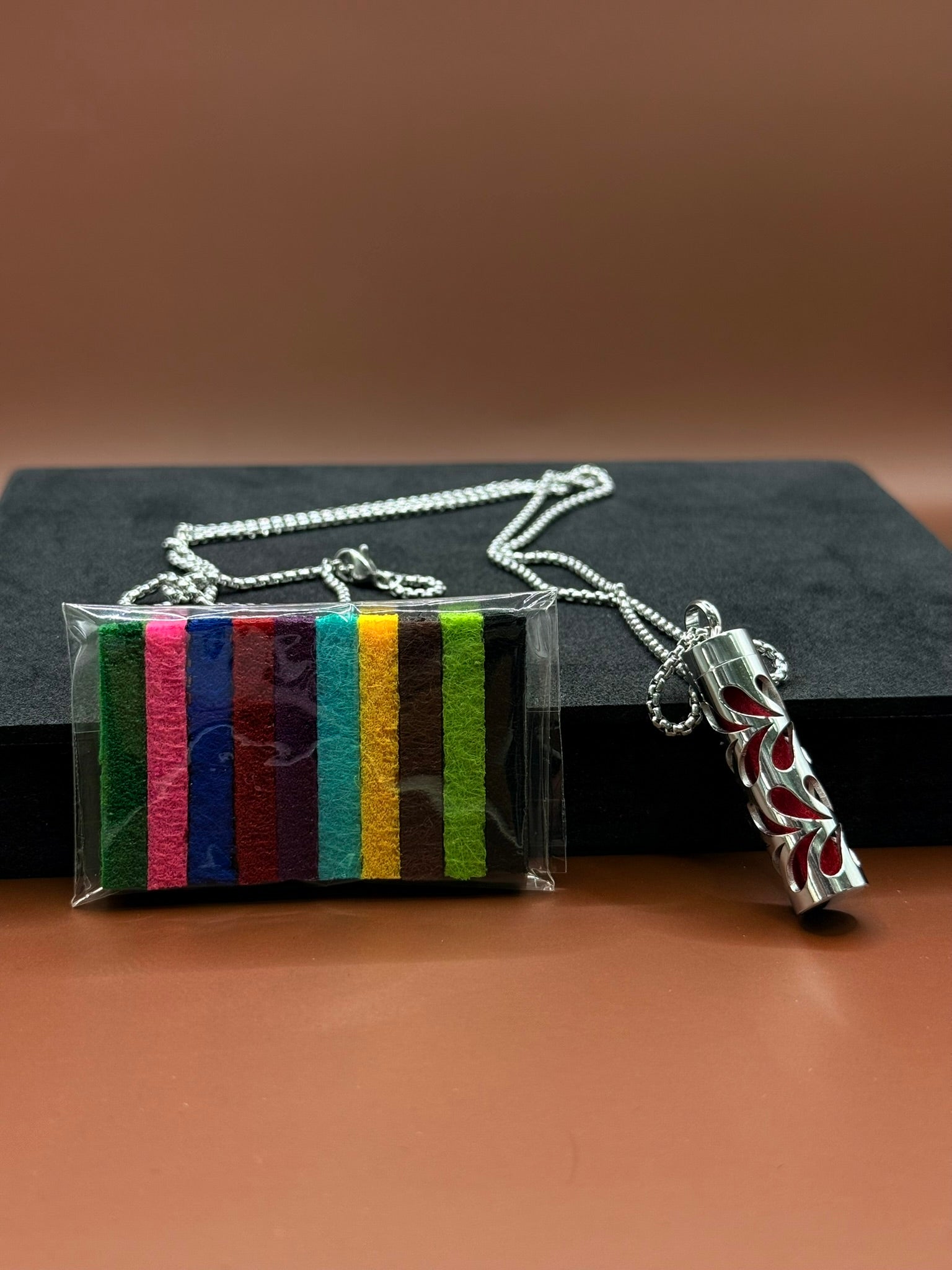 Scent Necklace - Ignis