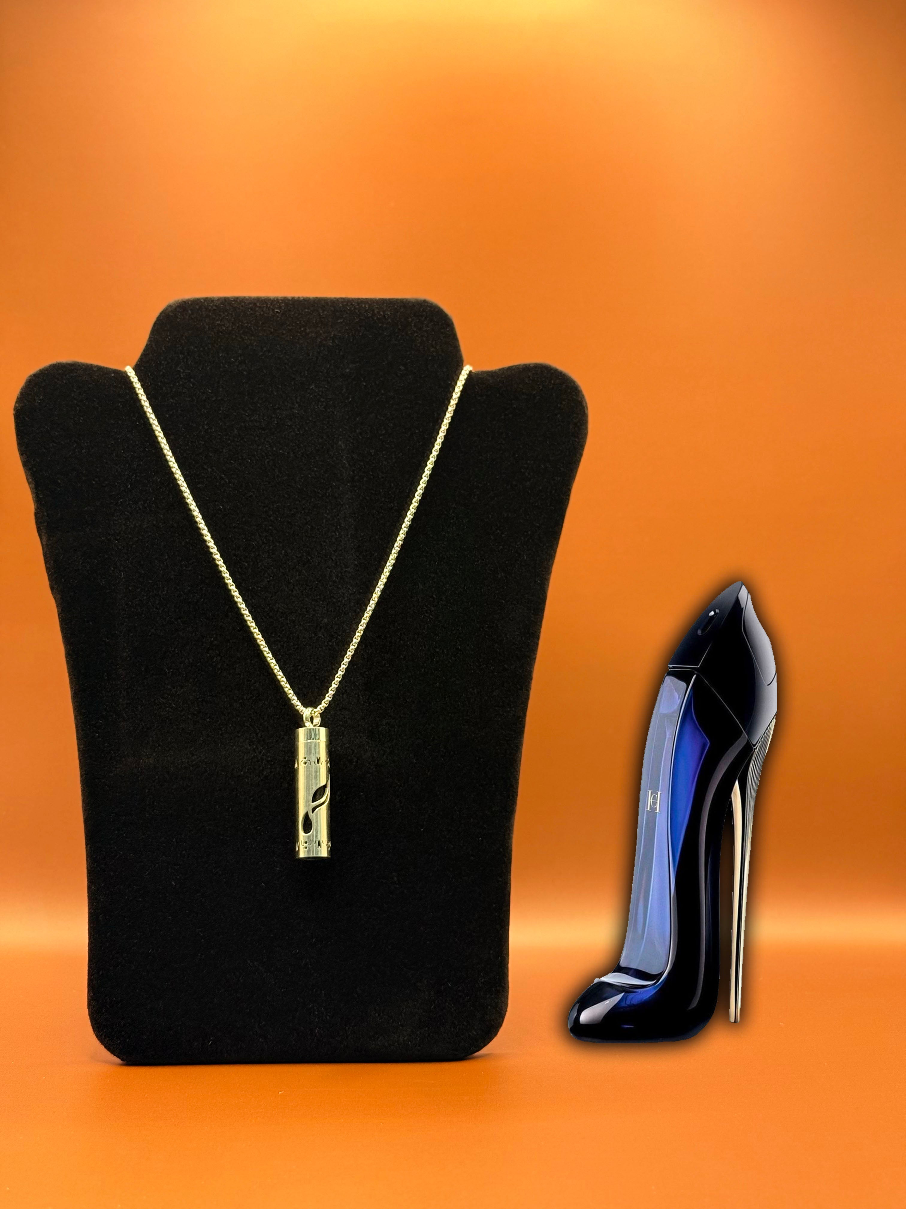 Carolina Herrera Good Girl EDP & Scent Necklace